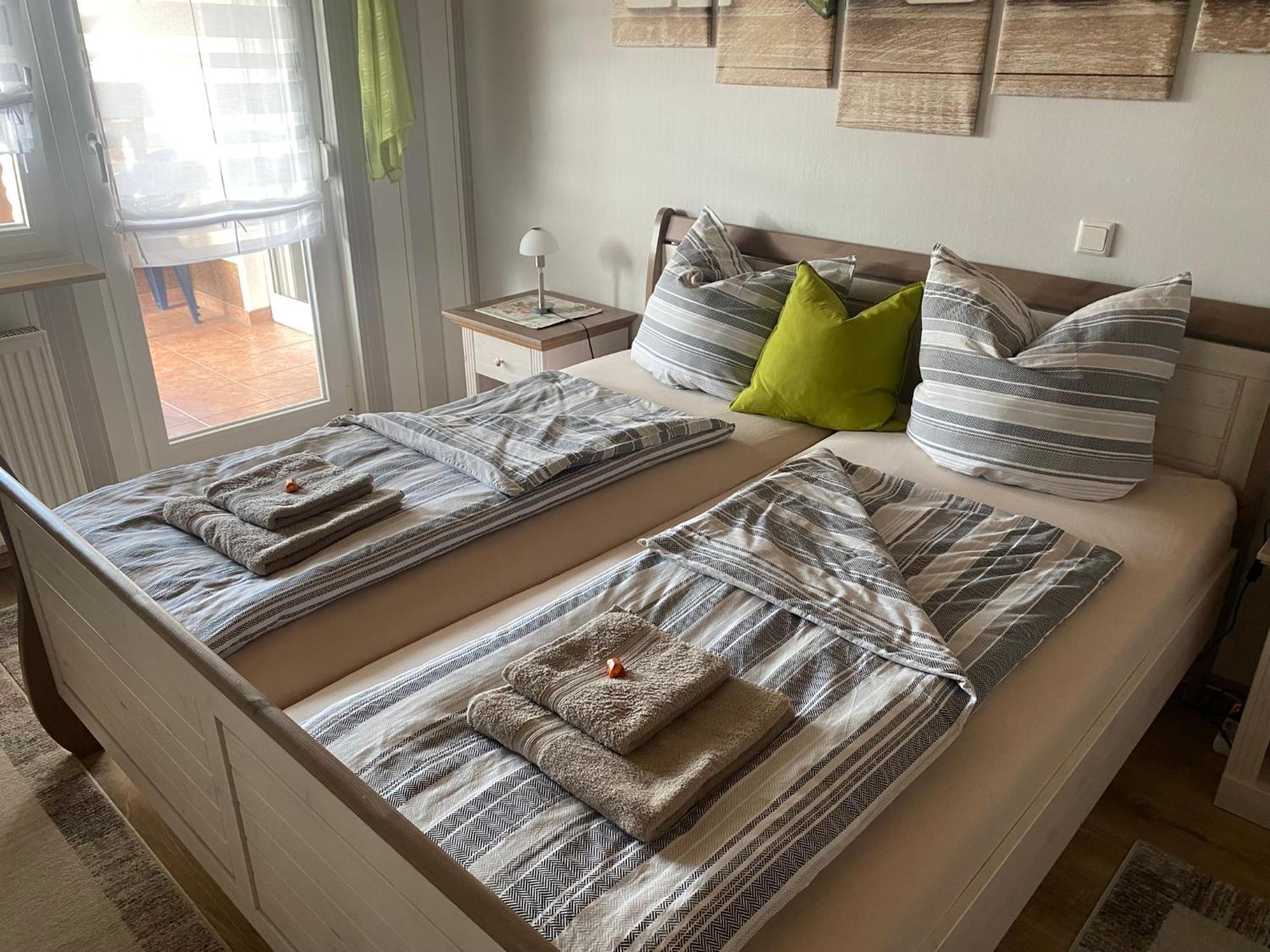 Ferienwohnung „Thea“ บาดเลาซิค ภายนอก รูปภาพ